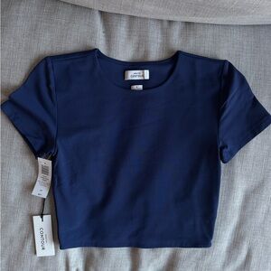 Aritzia cropped contour t shirt